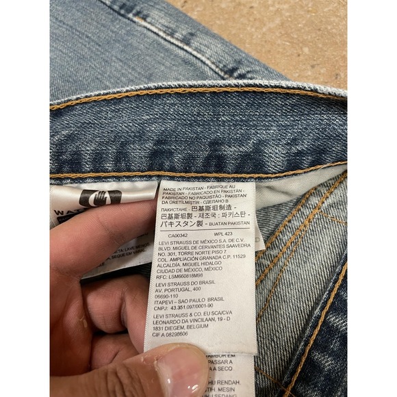 Levis 559 Jeans Mens 36x34 Blue Denim Relaxed Fit Straight Leg Zip Fly Waterless - Picture 8 of 16